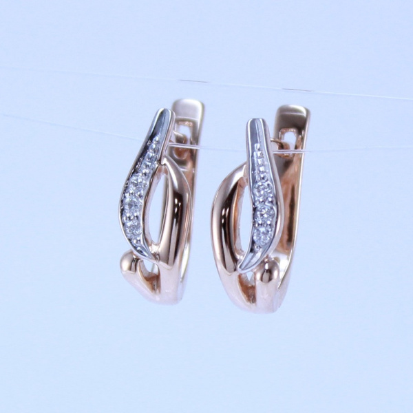 Серьги из красного золота с бриллиантами